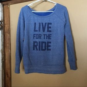Spur ride-ware off the shoulder sweater